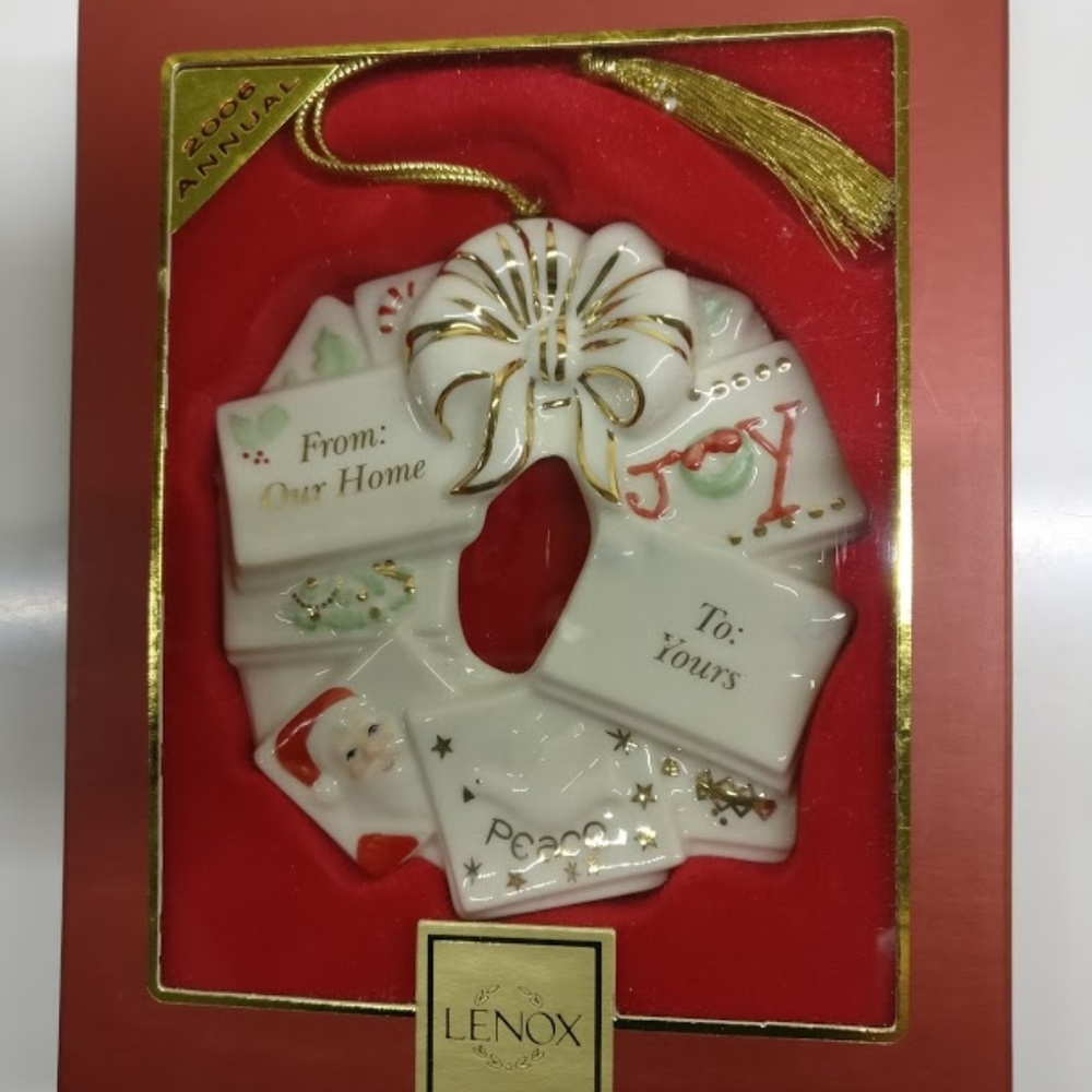 Lenox 2006 Wreath Ornament From Our Home To Yours!